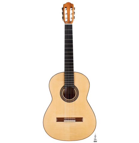 The front of a 2019 Felipe Conde "FP 16" flamenco guitar made of spruce and cypress