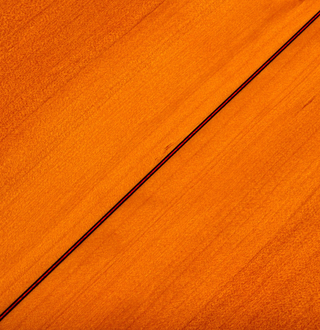 The back center seam of a 2016 Felipe Conde "FC 26" flamenco guitar made of spruce and cypress