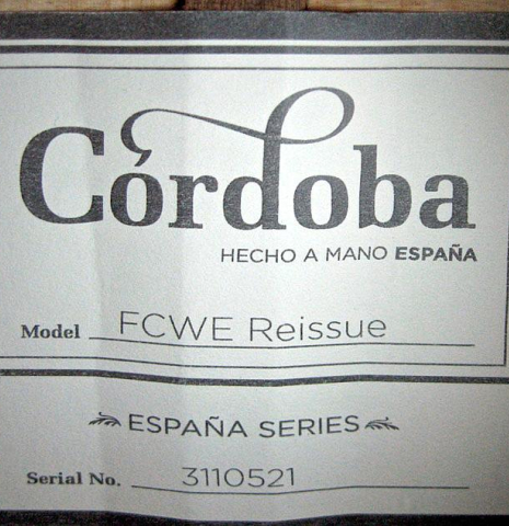 The label of a Cordoba &quot;FCWE Reissue&quot; made of spruce and cypress