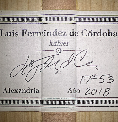 The label of a 2018 Luis Fernandez de Cordoba "Blanca" flamenco guitar made of spruce and cypress
