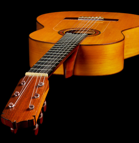 View from the headstock of a 1957 Manuel de la Chica flamenco guitar with pegs made of spruce and cypress