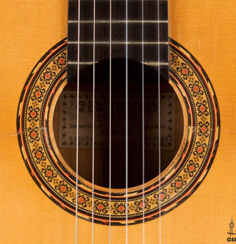 The rosette of a 1985 Gerundino Fernandez flamenco blanca made of spruce and cypress