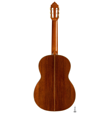 The back of a 1975 Gerundino Fernandez "Negra" flamenco guitar made of spruce and Indian rosewood