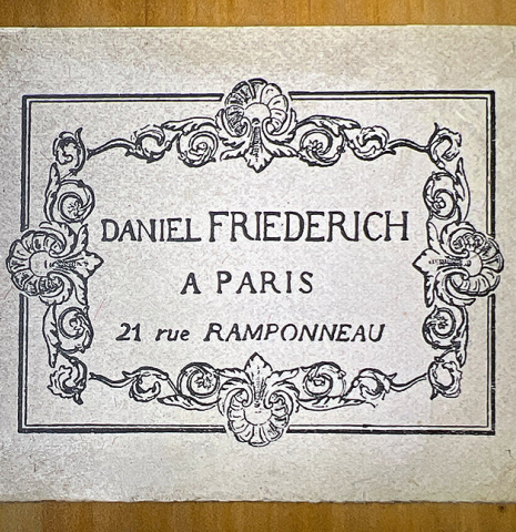 The label of a rare 1962 Daniel Friederich "Flamenco blanca" guitar made of spruce and cypress