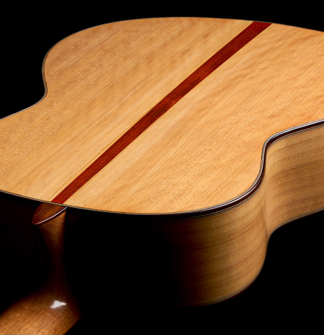 The heel, neck-joint, back and sides of a 2025 Darío García flamenco guitar made of spruce and cypress