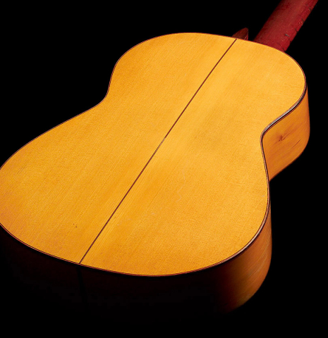 The back and sides of a 1966 Conde Hermanos (Sobrinos de Esteso) ex Alberto Velez flamenco guitar made with spruce and cypress