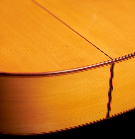 The back and sides at the foot of a 1966 Conde Hermanos (Sobrinos de Esteso) ex Alberto Velez flamenco guitar made with spruce and cypress