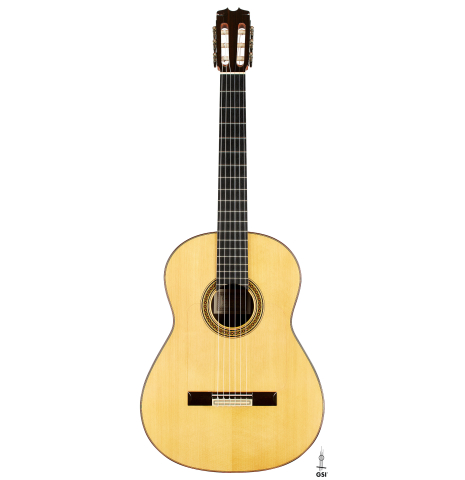 The front of a 2008 Conde Hermanos "AF 25/R" flamenco guitar made with spruce and CSA rosewood.