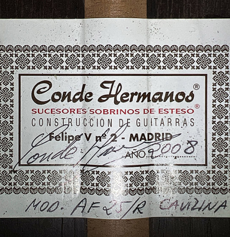 The label of a 2008 Conde Hermanos "AF 25/R" flamenco guitar made with spruce and CSA rosewood.