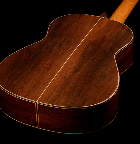 The back and sides of a 2001 Conde Hermanos "AF 25/R" flamenco guitar made of spruce and CSA rosewood