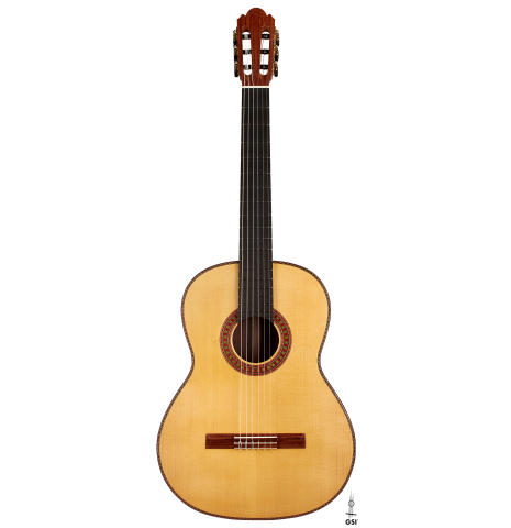 The front of a 2023 Wolfgang Jellinghaus "Flamenca Negra" flamenco guitar with spruce and Granadillo.