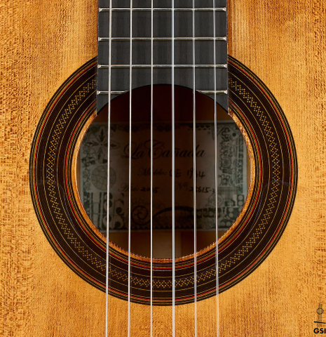 The rosette of a La Cañada "1934 Domino Esteso - A" flamenco guitar made of spruce and cypress