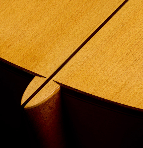 The heel, back binding and purfling of a 1994 Jose Marin Plazuelo flamenco guitar made of spruce and cypress