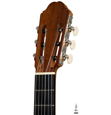 The headstock of a 1991 Antonio Raya Pardo flamenco guitar made of spruce and cypress