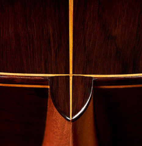 The heel and back purflings of a 2003 Antonio Raya Pardo "Negra" flamenco guitar made of spruce and CSA rosewood