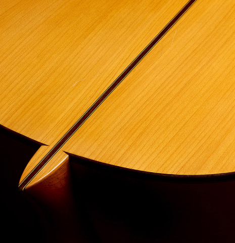 The heel, back binding and purfling of a 1983 Manuel Reyes flamenco guitar (ex John Dearman) made of spruce and cypress