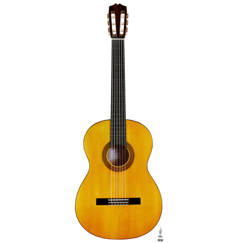 The front of a 2024 Rojas &amp; Sanzol flamenco guitar made of spruce and cypress