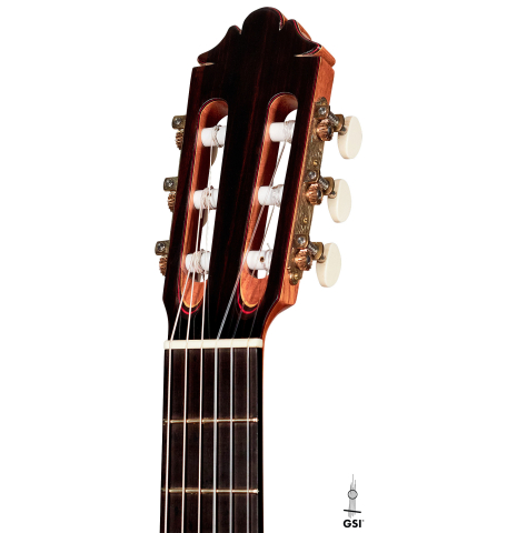 Headstock and machine heads of a 2022 German Vazquez Rubio Concert Flamenco Blanca guitar
