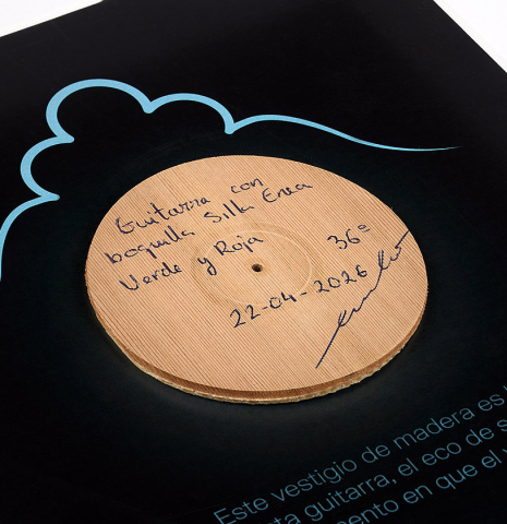 The soundhole wood in a frame of a 2026 Emilio Díaz Valero "Blanca" flamenco guitar made of cedar and cypress