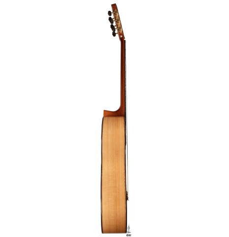 The side of a 2024 Gao Yi flamenco guitar made of spruce and cypress