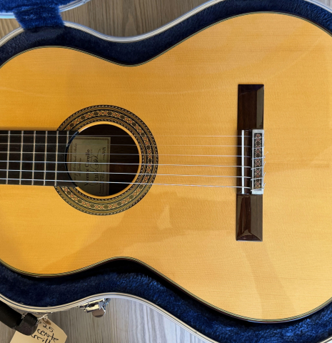 2025 Vincente Carrillo "Primera Especial" Spruce Malaysian Blackwood 2025 Vincente Carrillo "Primera Especial" Spruce Malaysian Blackwood