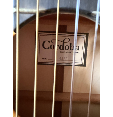 Cordoba 45fp Spruce Sycamore (Lam.) Cordoba 45fp Spruce Sycamore (Lam.)