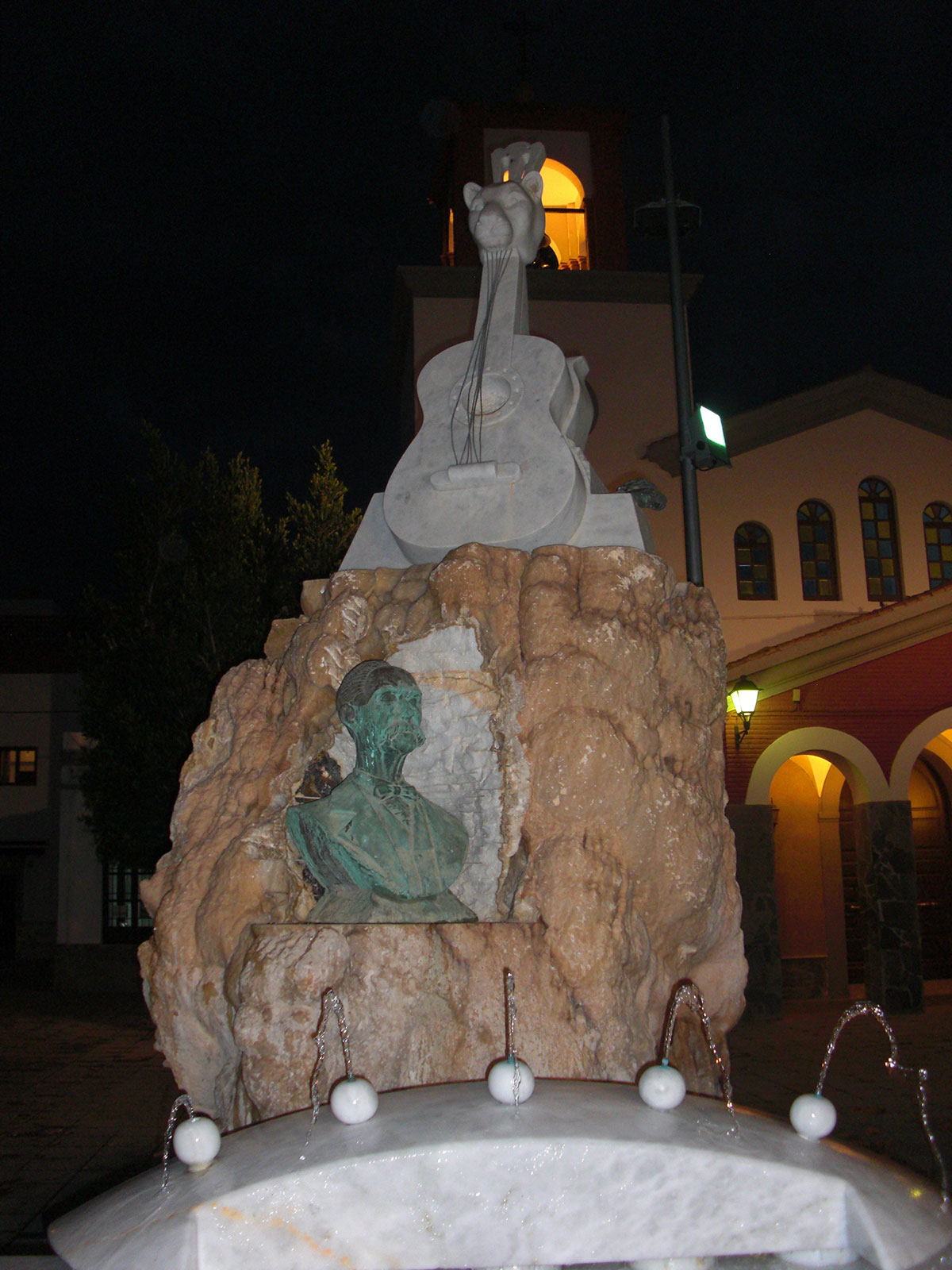 A memorial to Antonio de Torres, in his hometown of Almeria.