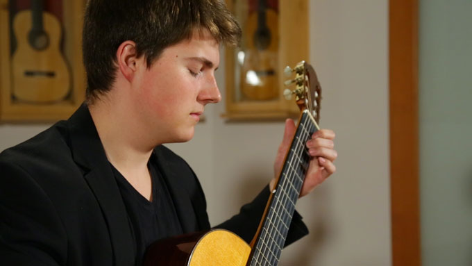 Dominic_Piazzolla_02