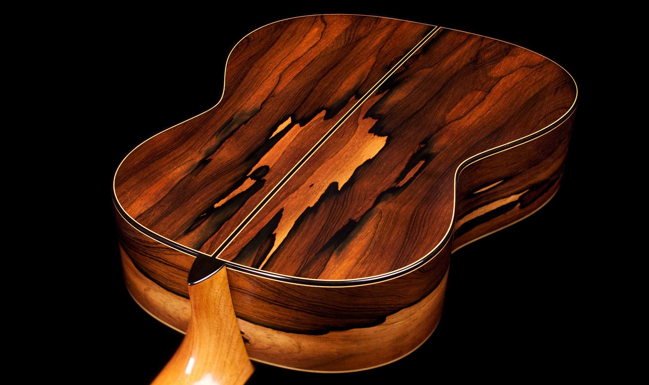 Home Page Guitar Salon International